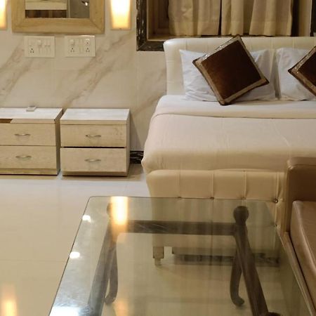 Hotel Oliver มุมไบ ภายนอก รูปภาพ