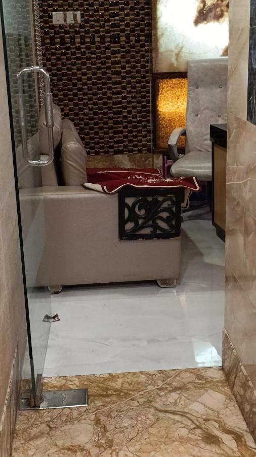 Hotel Oliver มุมไบ ภายนอก รูปภาพ